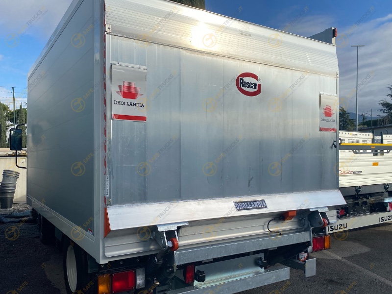 Ficha técnica Rescar carrocería fija y Dhoollandia isuzu m21 lateral