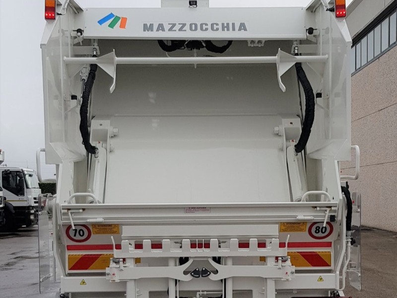 alza volta bidoni e cassoni compattatore noleggio 2021 disponibile