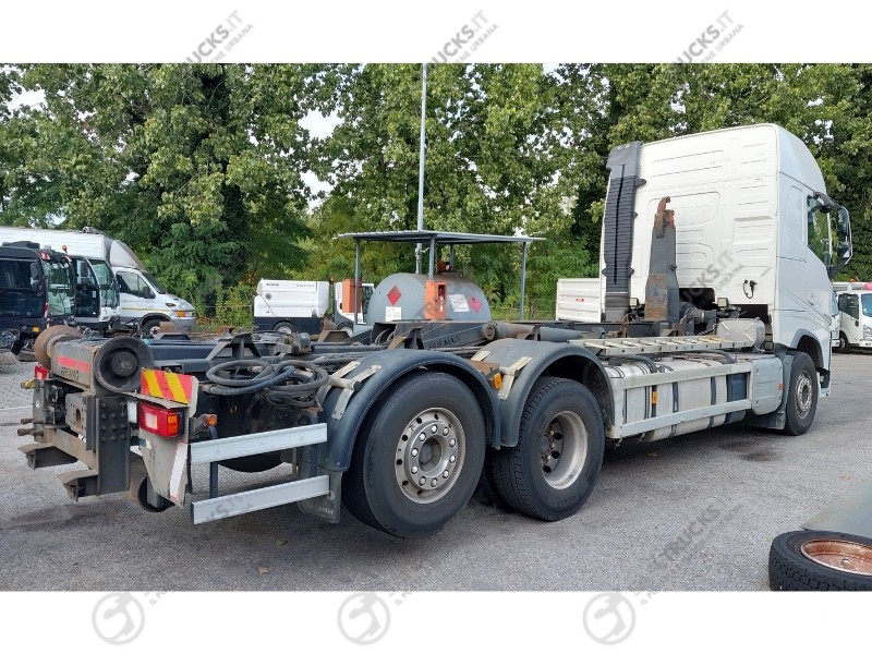 scarrabile trasporto rifiuti volvo cabina letto guiatrag usato vendita