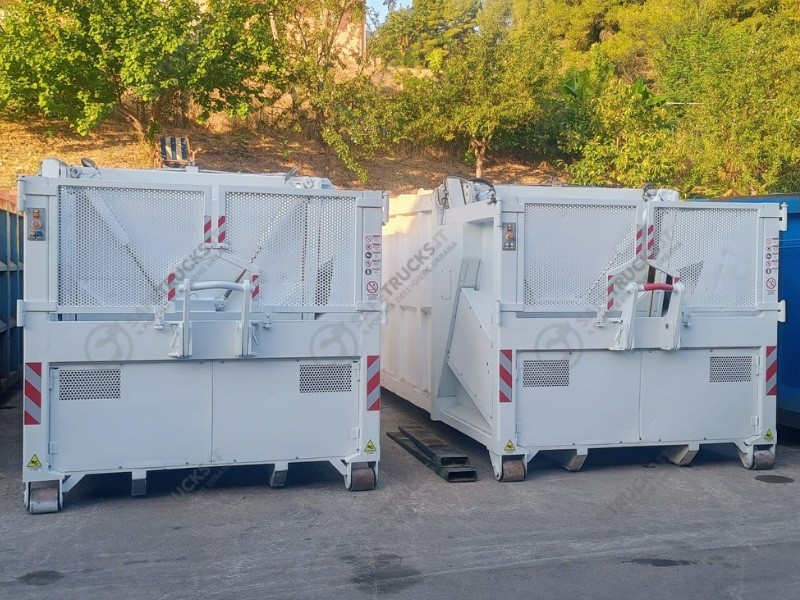 compattatore scarrabile vasto assortimento di container scarrabili  Locatelli compattazione monopala