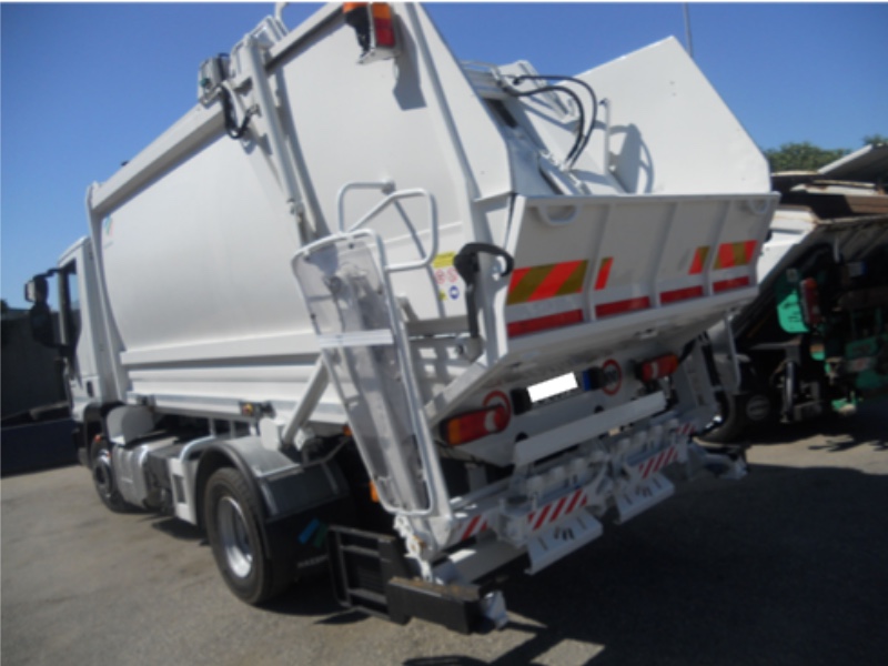 scheda tecnica mazzocchia raccolta rifiuti camion noleggio safetrucks iveco 120 compattatore monoscocca