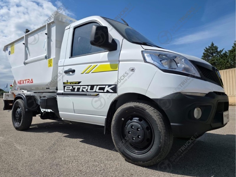 camion satellite con vasca raccolta rifiuti Piaggio Porter NPe passo 2650 SW noleggio vendita ecologia  nextra