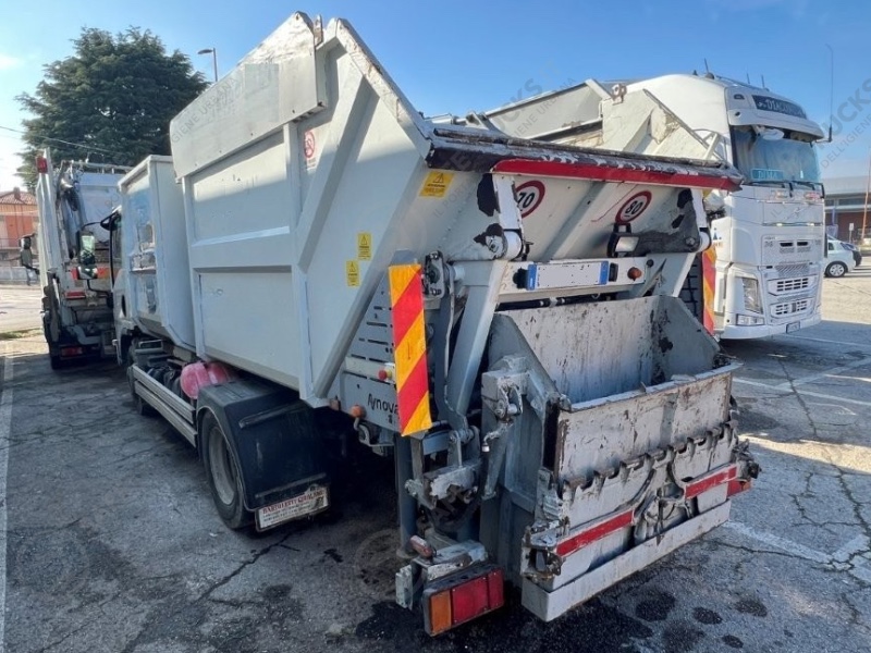 scheda tecnica novarini supermidicar double bivasca doppia vasca 5 + 2,5 isuzu