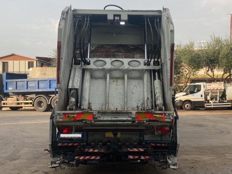 SCHEDA TECNICA COMPATTATORE MERLO IVECO TRAKKER